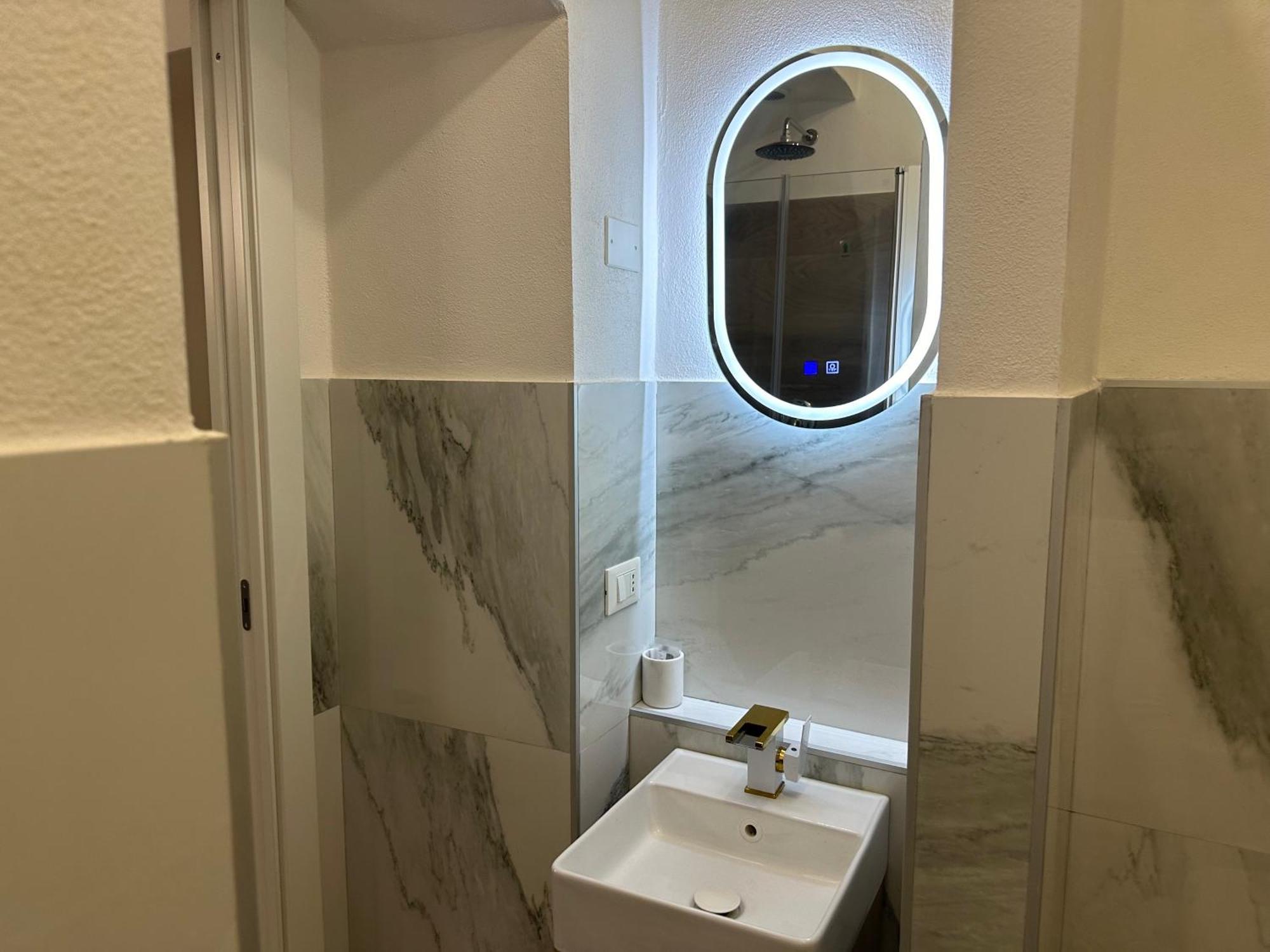 La Spezia Centrale 5 Terre White House Apartment Bagian luar foto